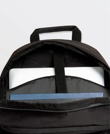Mochila
Volcom Upper Class 22L