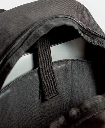 Mochila
Volcom Upper Class 22L