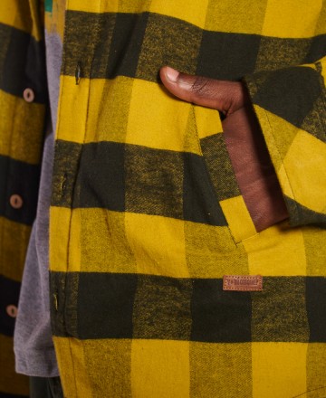 Camisa
Y T� Quique? Hood Check