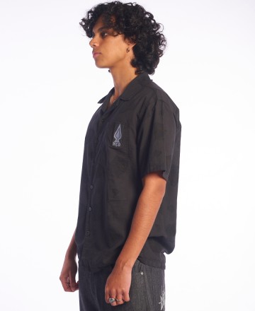 Camisa
MCD Loose Punk