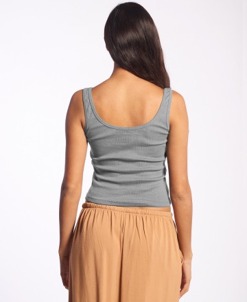 Musculosa
Y Tu Quique? Rib Basic