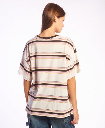 Remera
Volcom Over Party