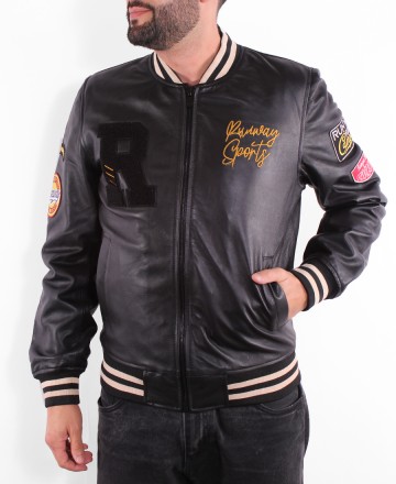 Campera 
Runway University