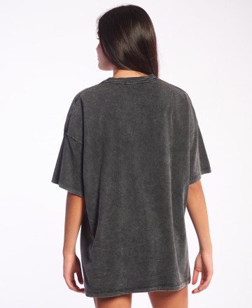 Remera 
Volcom Long Over Acid