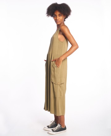 Jumpsuit 
Y T� Quique? Midi Button