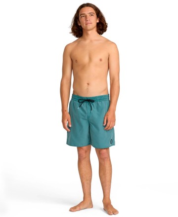 Boardshort 
Volcom Center Pigment 17