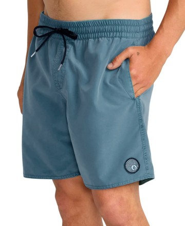 Boardshort 
Volcom Center Pigment 17