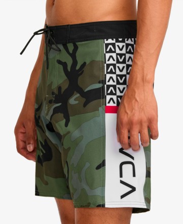 Boardshort 
RVCA Apex 2