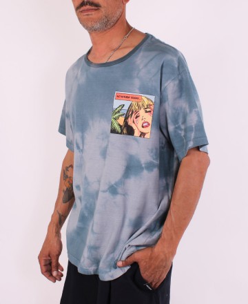 Remera 
Lost No Waves