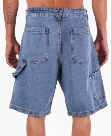 Bermuda 
Volcom Kraftsman 21