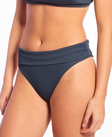 Bombacha 
Rip Curl Waiste Cotelette