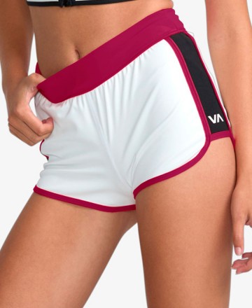 Short 
RVCA x Alexis Ren Retro