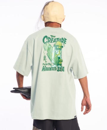 Remera
Creature Over Haunted Sea