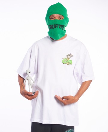 Remera 
Creature Over Relic