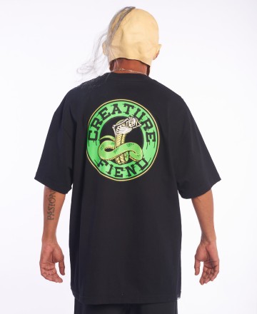 Remera 
Creature Over Relic