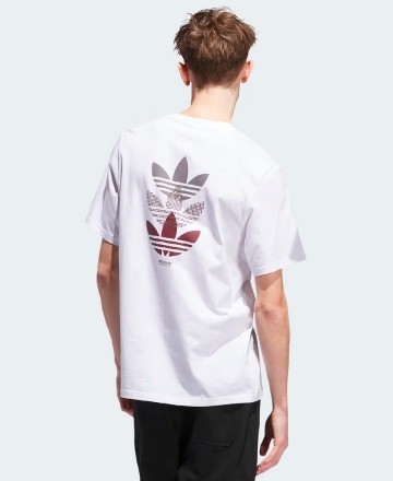 Remera 
Adidas Triple Trifolio