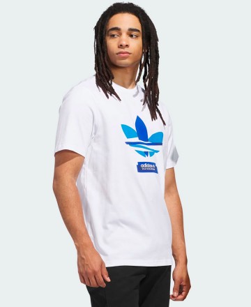 Remera 
Adidas Trifolio