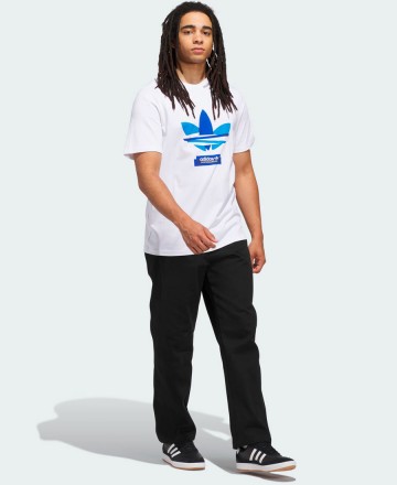 Remera 
Adidas Trifolio