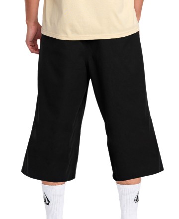 Bermuda 
Volcom Chino Loose 26