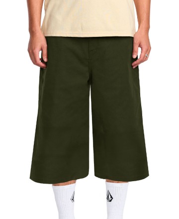 Bermuda 
Volcom Chino Loose 26