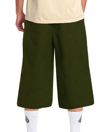 Bermuda 
Volcom Chino Loose 26