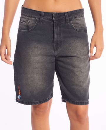 Bermuda 
Santa Cruz Flaming Dice Dot Carpenter