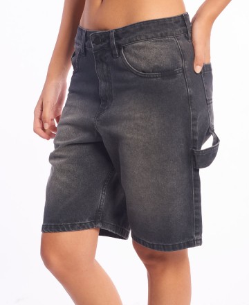 Bermuda 
Santa Cruz Flaming Dice Dot Carpenter