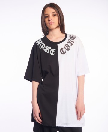 Remera 
MCD Over Querubin